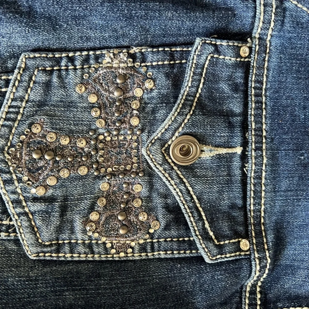 Jean Jacket - Picture 7 of 7